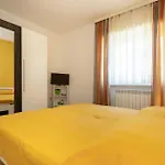 4 Bedroom Amazing In *