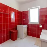 4 Bedroom Amazing In Daire *