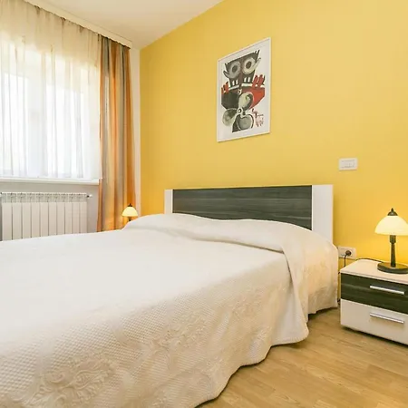 4 Bedroom Amazing In Labin (Istria)