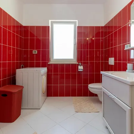 4 Bedroom Amazing In Labin (Istria)